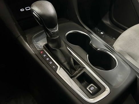 Used 2024 Chevrolet Equinox LS w/ LS Convenience Package FWD image 29
