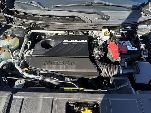 Used 2023 Nissan Rogue SV FWD image 30