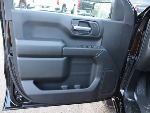 New 2026 Chevrolet Silverado 1500 Custom Trail Boss w/ LPO, Dark Essentials Package image 3