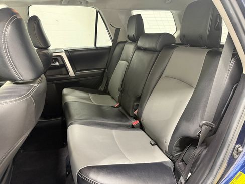 Used 2019 Toyota 4Runner SR5 Premium image 42