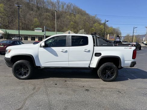 Used 2019 Chevrolet Colorado ZR2 w/ ZR2 Dusk Special Edition image 7