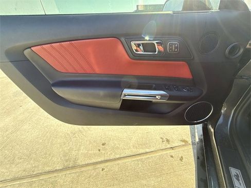 Used 2017 Ford Mustang GT Premium w/ Equipment Group 401A image 13