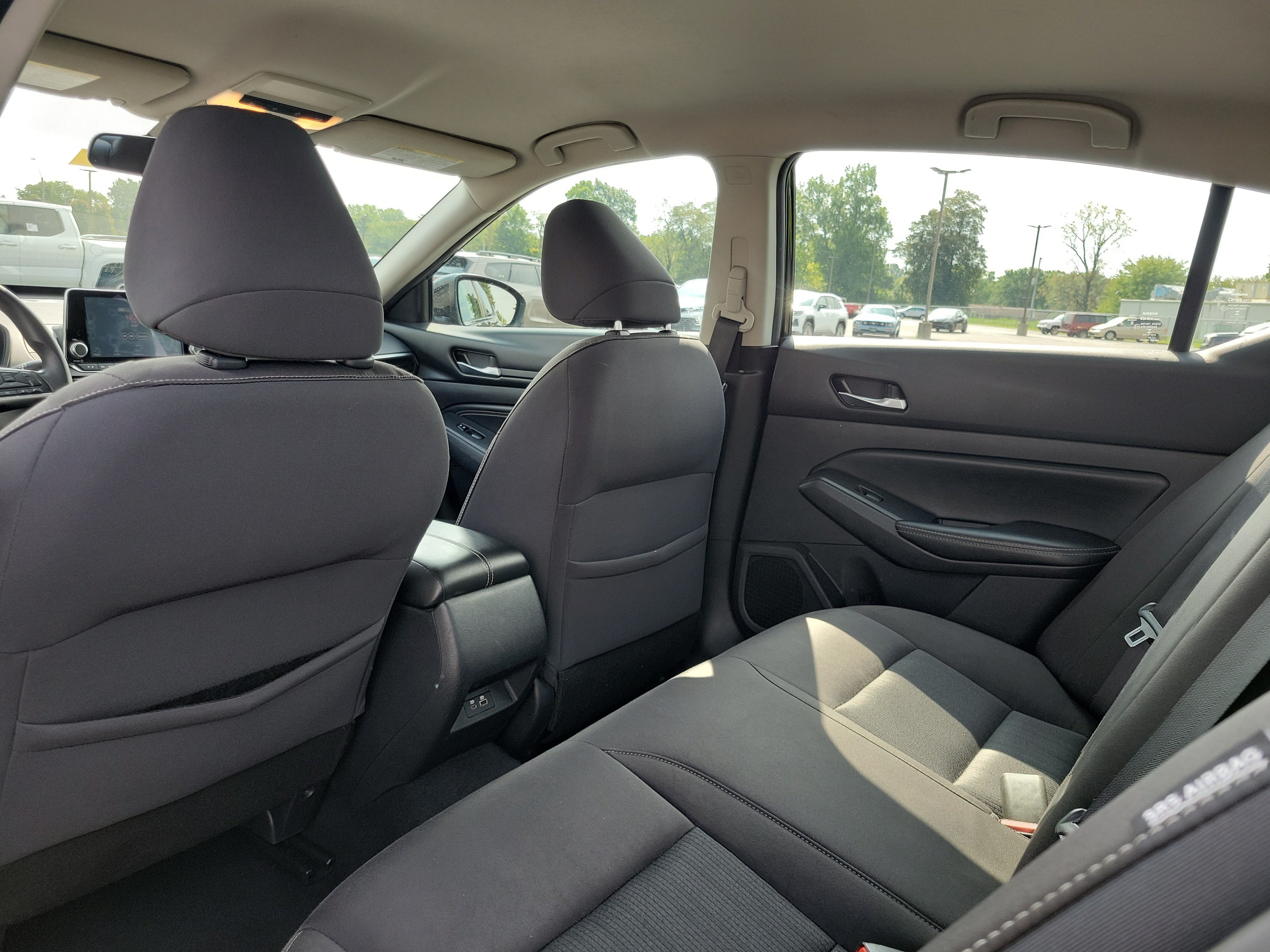 Used 2020 Nissan Altima 2.5 S FWD image 14
