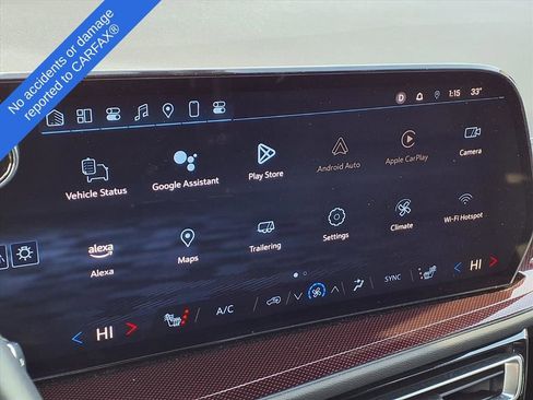 Used 2024 Chevrolet Traverse Z71 image 24