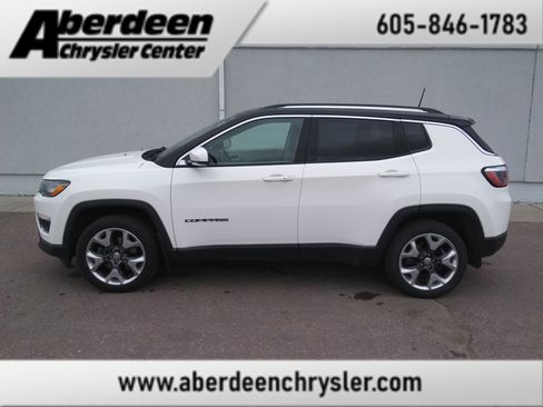 Used 2018 Jeep Compass Limited w/ Navigation Group AWD/4WD image 1
