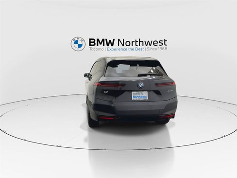 Certified 2024 BMW iX xDrive50 w/ Premium Package AWD/4WD image 13