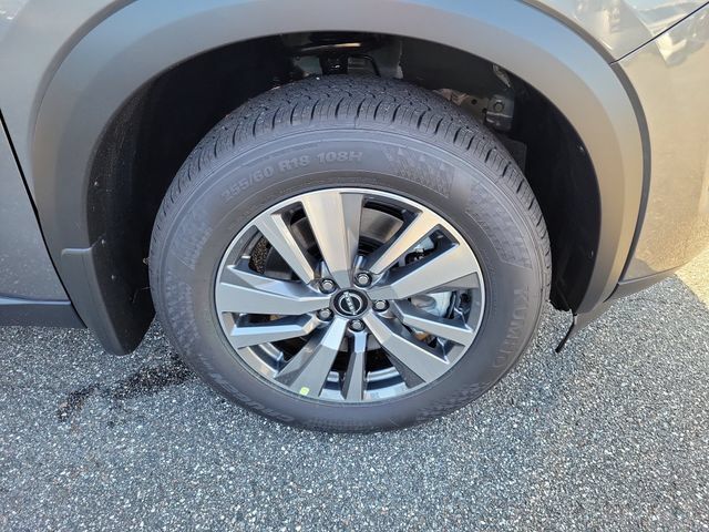New 2026 Nissan Pathfinder SL w/ Cargo Package FWD image 5