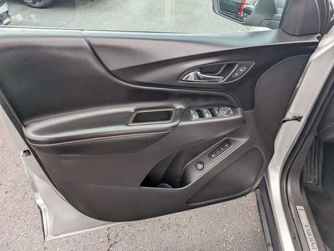 Used 2018 Chevrolet Equinox Premier FWD image 14