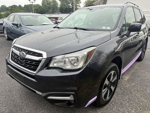 Used 2018 Subaru Forester 2.5i Premium AWD/4WD image 3