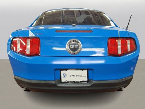 Used 2010 Ford Mustang GT image 5