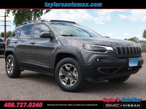 Used 2019 Jeep Cherokee Trailhawk AWD/4WD image 2
