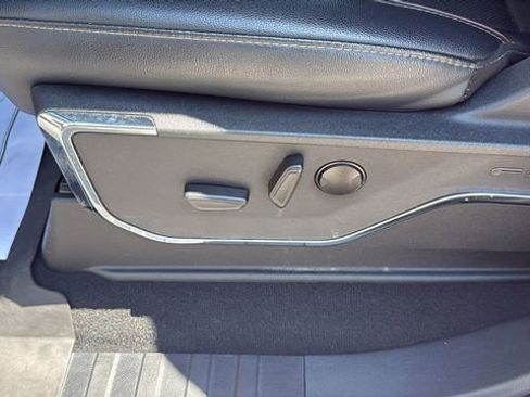 Used 2024 Ford F350 Lariat w/ Lariat Ultimate Package image 18