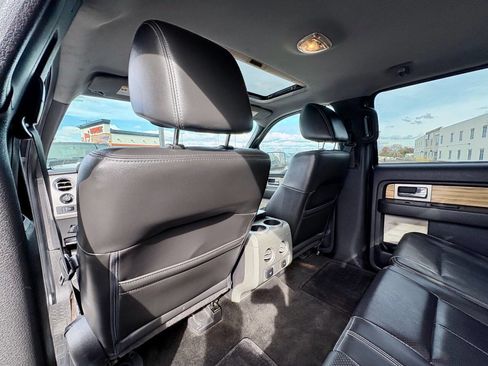 Used 2011 Ford F150 Lariat w/ Lariat Chrome Pkg image 22