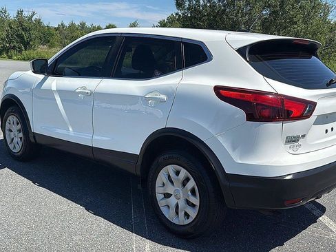 Used 2019 Nissan Rogue Sport S AWD/4WD image 9