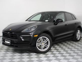 Certified 2025 Porsche Macan video 1