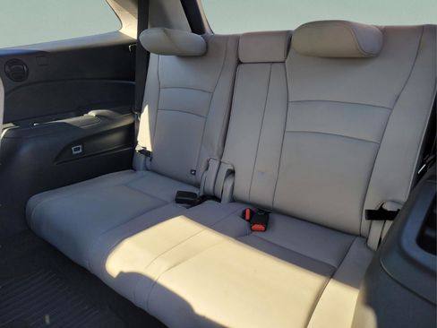 Used 2018 Honda Pilot EX-L image 10