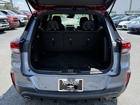 Used 2022 Chevrolet TrailBlazer RS w/ Technology Package AWD/4WD image 31