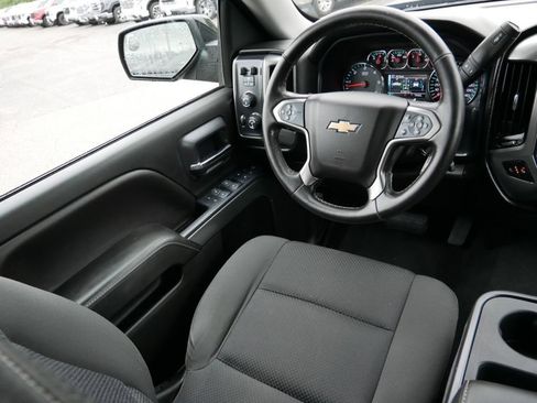 Used 2018 Chevrolet Silverado 1500 LT w/ All Star Edition AWD/4WD image 18