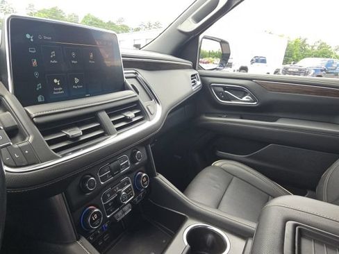 Used 2023 Chevrolet Tahoe Premier RWD image 32