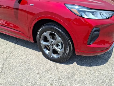 Used 2024 Ford Escape ST-Line w/ Tech Pack #1 AWD/4WD image 4