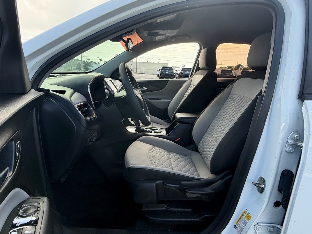 Certified 2021 Chevrolet Equinox LS FWD image 9