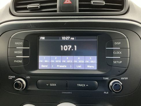 Used 2019 Kia Soul FWD image 34