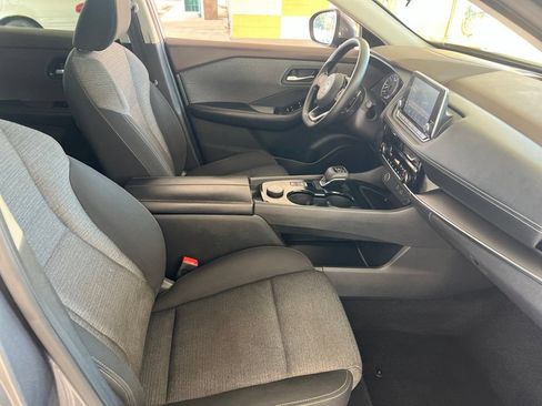 Used 2021 Nissan Rogue SV AWD/4WD image 19