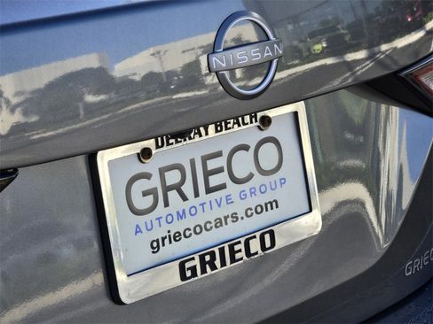 Used 2024 Nissan Sentra SV image 9