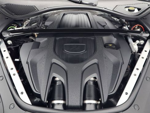 Certified 2022 Porsche Panamera Platinum Edition image 27