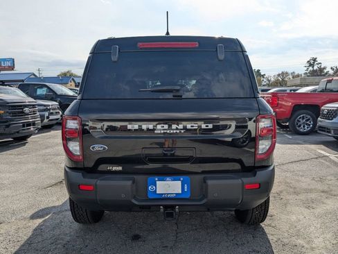 Used 2025 Ford Bronco Sport Badlands image 5