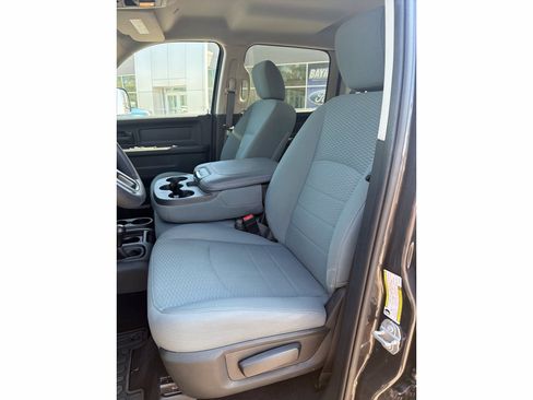 Used 2018 RAM 2500 Tradesman w/ Chrome Appearance Group AWD/4WD image 14