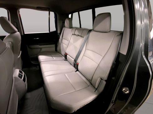 Used 2019 Honda Ridgeline RTL image 21