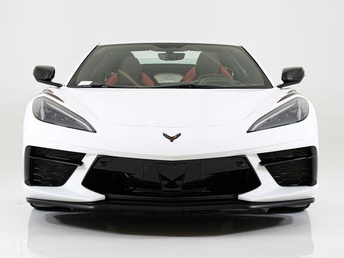Used 2022 Chevrolet Corvette Stingray Premium Conv w/ Z51 Performance Package RWD image 16