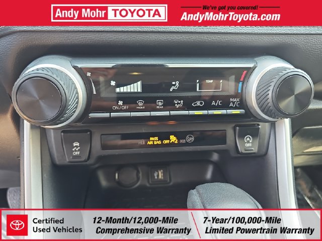 Certified 2025 Toyota RAV4 LE FWD image 21