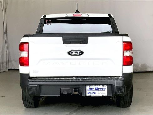 Used 2025 Ford Maverick XL FWD image 4