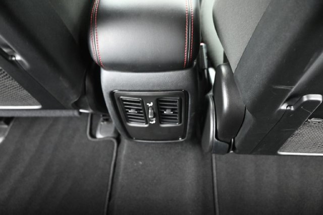 Used 2025 Dodge Durango GT AWD/4WD image 25