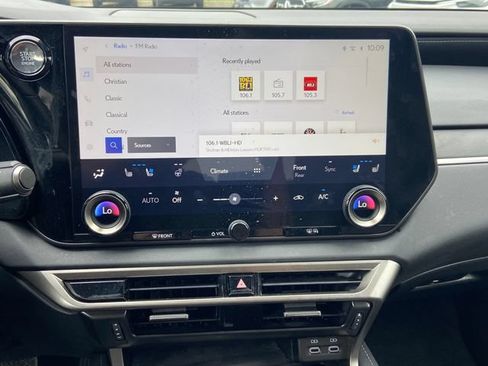 Used 2023 Lexus RX 350 Premium w/ Accessory Package AWD/4WD image 20