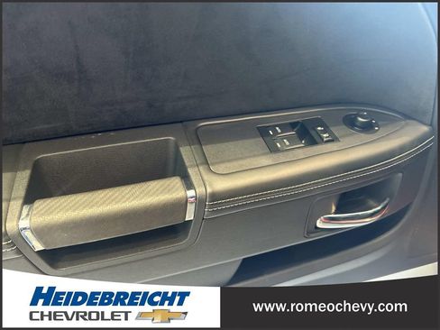Used 2008 Dodge Challenger SRT8 RWD image 11