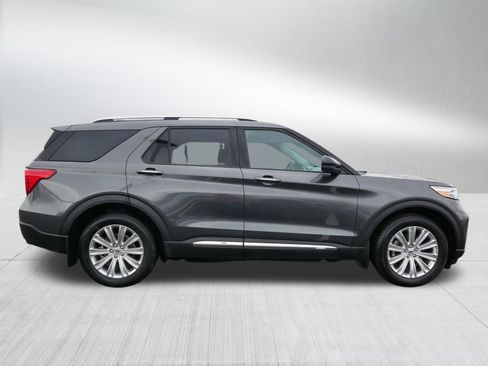 Used 2020 Ford Explorer Limited w/ Class III Trailer Tow Package image 8