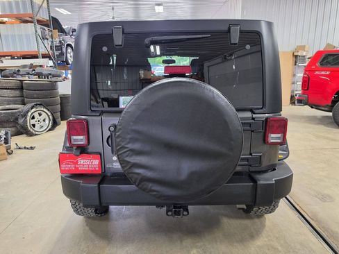 Used 2016 Jeep Wrangler Unlimited Sport w/ Quick Order Package 24S AWD/4WD image 6