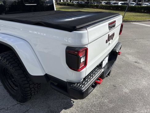 Used 2020 Jeep Gladiator Rubicon image 11