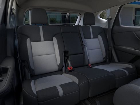 New 2025 Chevrolet Blazer LT w/ Midnight/Sport Edition image 17