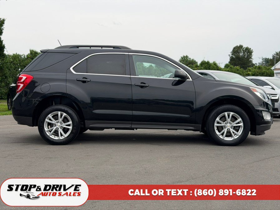 Used 2017 Chevrolet Equinox LT AWD/4WD image 4