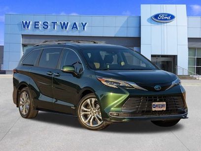 Used 2021 Toyota Sienna Platinum