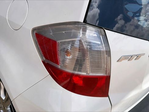 Used 2009 Honda Fit Sport image 26