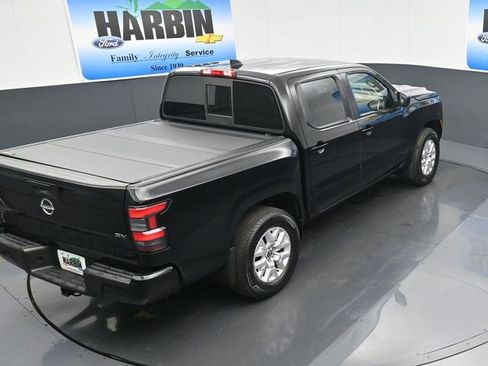 Used 2022 Nissan Frontier SV w/ Technology Package image 24