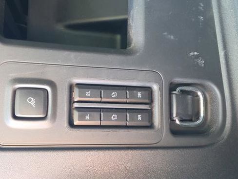 Used 2025 Ford Expedition Active AWD/4WD image 51