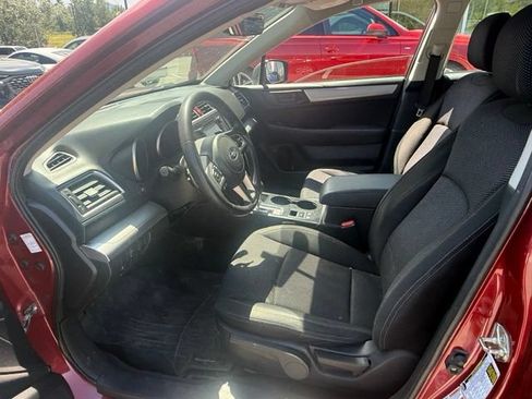 Used 2017 Subaru Outback 2.5i AWD/4WD image 7