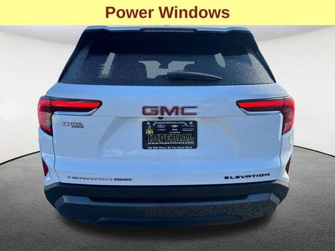 Used 2026 GMC Terrain Elevation image 12