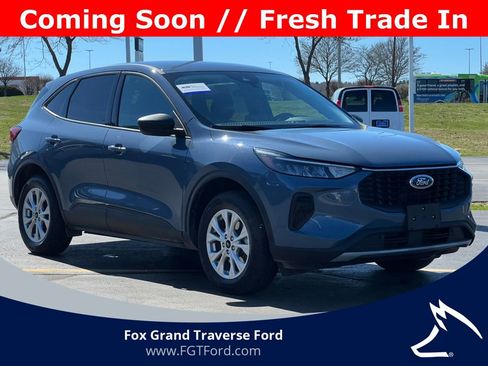 Certified 2025 Ford Escape Active AWD/4WD image 33